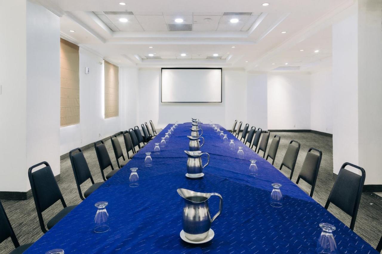 Holiday Inn San Salvador By Ihg Экстерьер фото