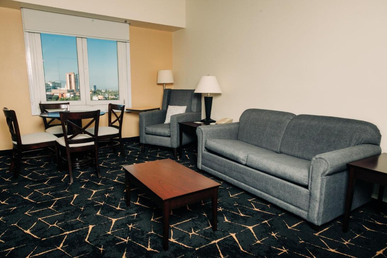 Holiday Inn San Salvador By Ihg Экстерьер фото