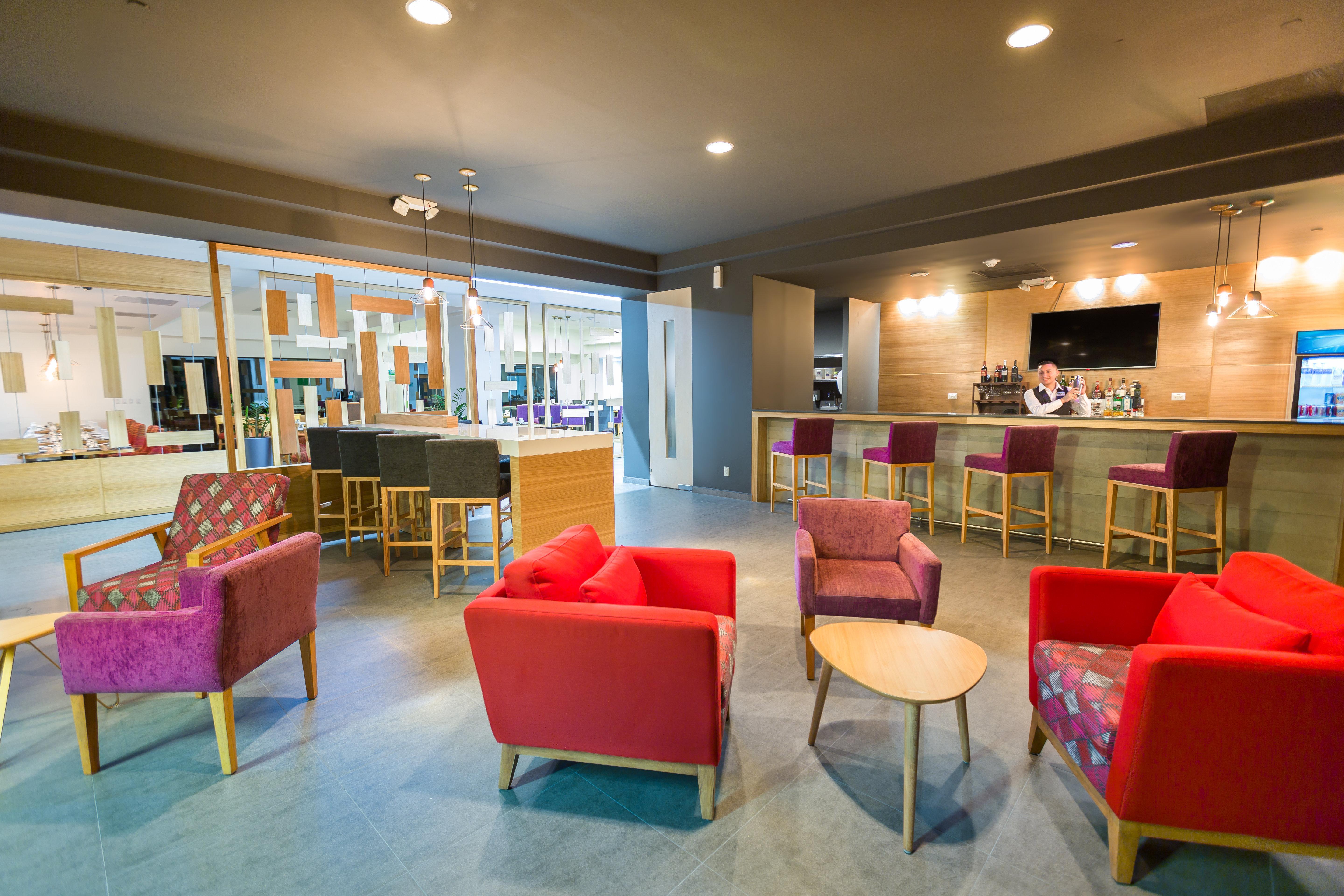 Holiday Inn San Salvador By Ihg Экстерьер фото